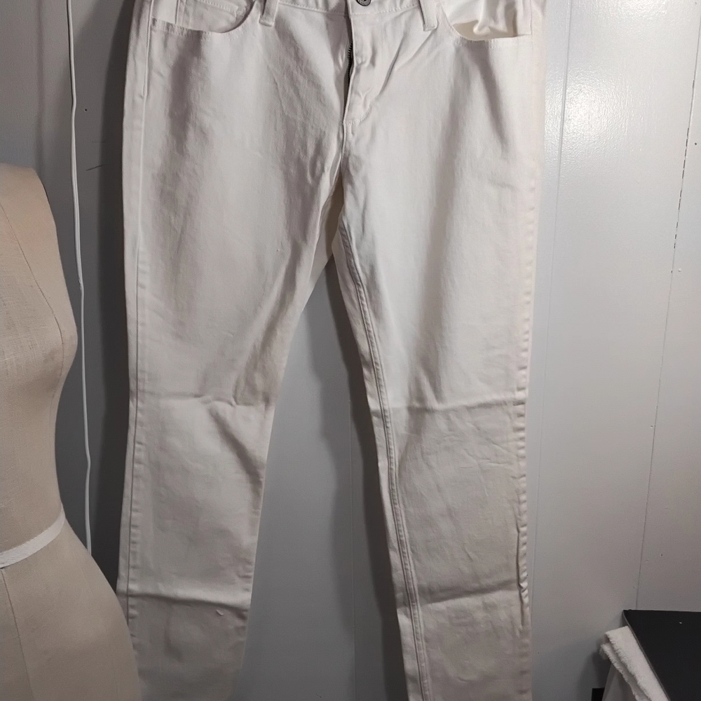 Arizona Jean Company Women's Skinny Jeans - White